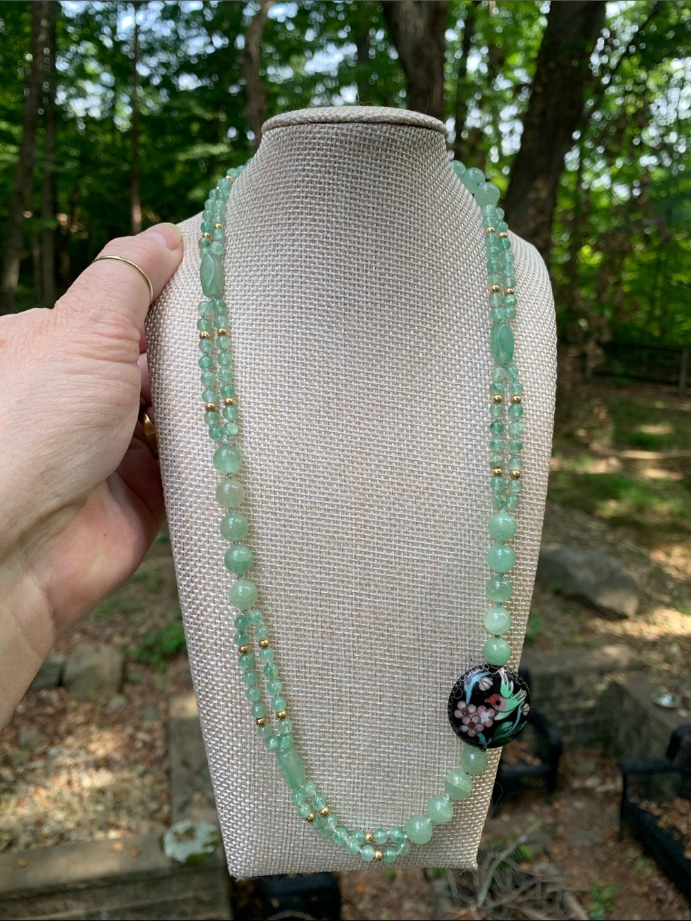 Vintage Aventurine Beaded Necklace with Cloisonné pendant - Picture 3 of 7